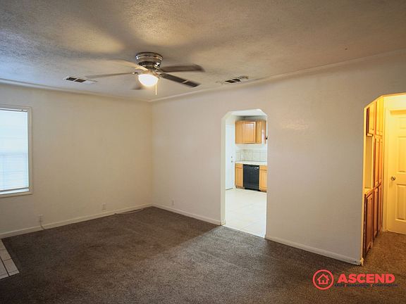 3rd image of 1111 Wilson Ave