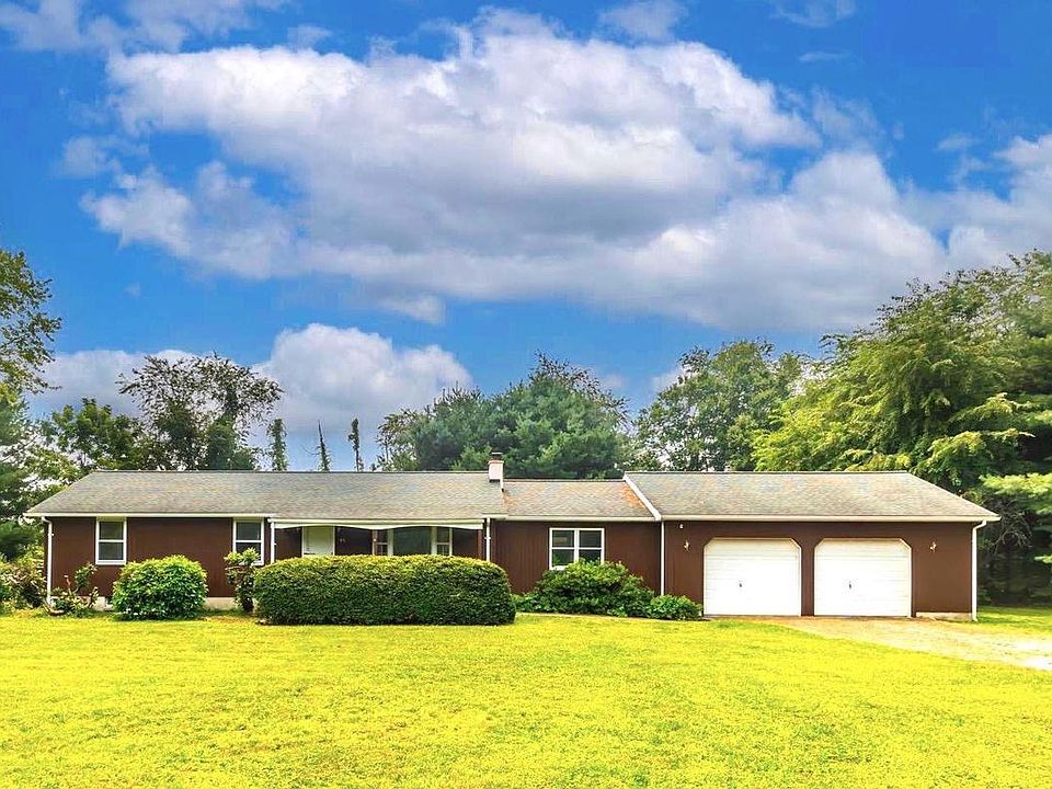 1st image of 95 Mill Rd
