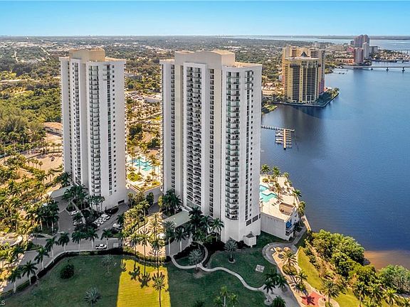 5th image of 3000 Oasis Grand Blvd APT 1502