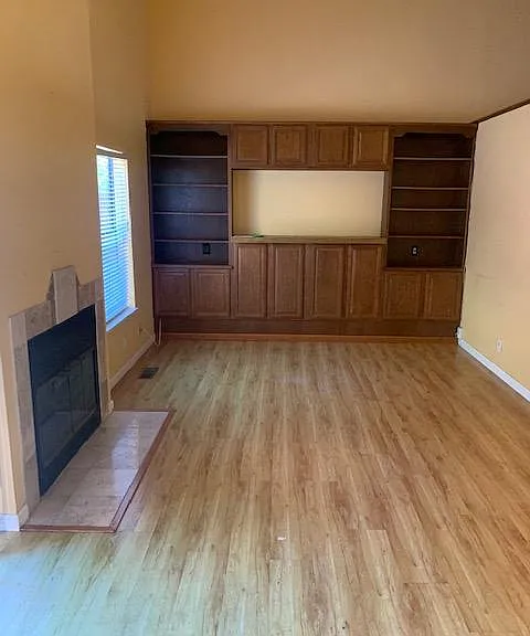 126 Lurene Dr — Photo 5