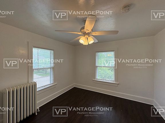 4th image of 123 Oak St