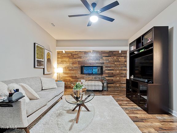 5th image of 248 Sulidae Court