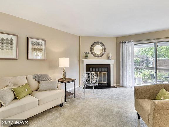 2nd image of 2600C S Arlington Mill Dr #3