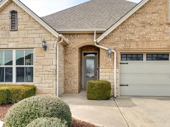 1614 NE 36th St, Lawton, OK 73507