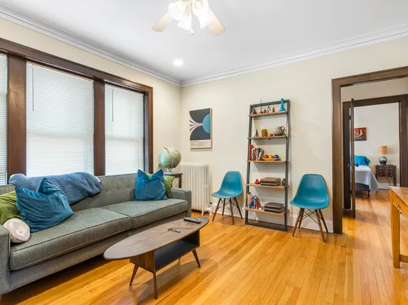 5546 N Glenwood Ave APT 3E, Chicago, IL 60640