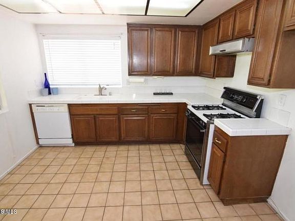 5th image of 2497 Kimberly Ave