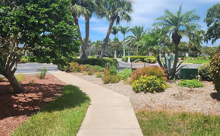 1515 Pinellas Bayway S #62 — Photo 57
