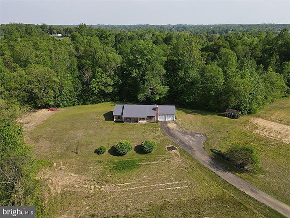 3rd image of 13245 Croom Rd