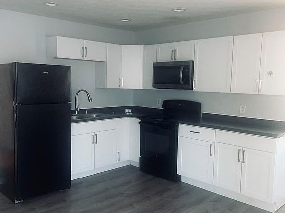 2nd image of 1435-1437 Coachlite Dr #1
