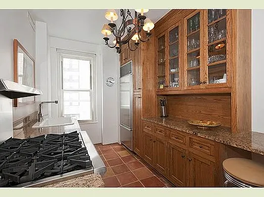 Sold by Stribling | media 11