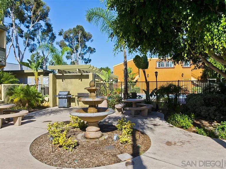 5404 Balboa Arms Dr #460 — Photo 17