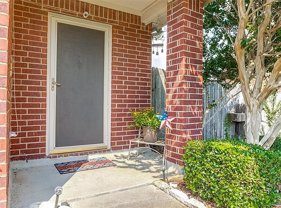 4th image of 314 Aspenwood Trl
