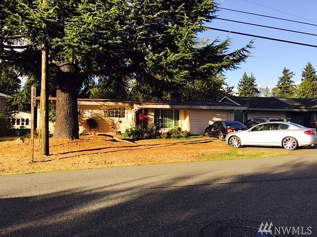 1st image of 3252 S 166th St