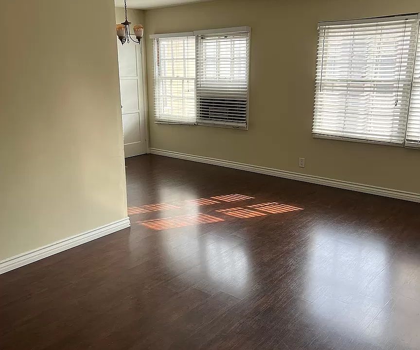 1st image of 1242 Smithwood Dr APT 2