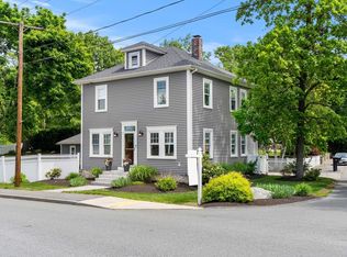 77 Corbett St, Andover, MA 01810