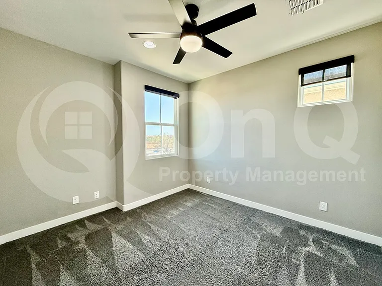 687 W Flintlock Way — Photo 17