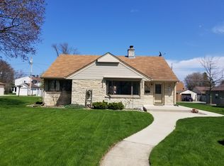 2721 S 7th St, Sheboygan, WI 53081