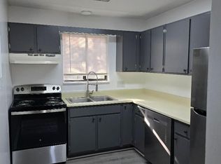 401 Hilltop Dr #413, Rocky Mount, NC 27803