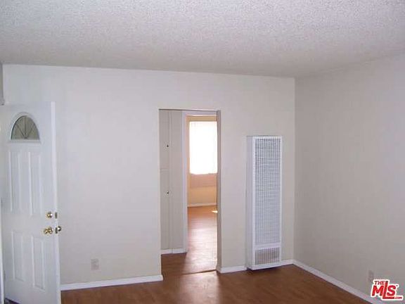 4th image of 7217 Brighton Ave