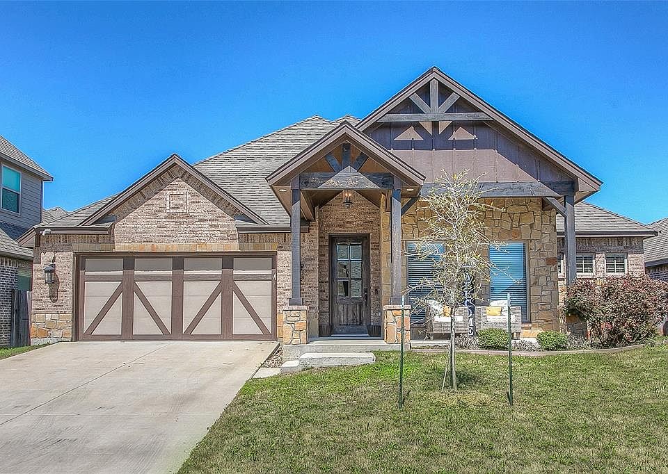 1st image of 421 Sagebrush Dr