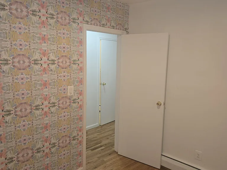 9 Hunterfly Pl #C1 — Photo 2