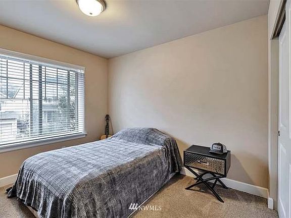 4th image of 13015 SE 308th St