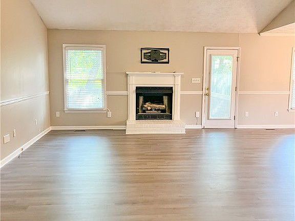 5th image of 2505 Sickle Way