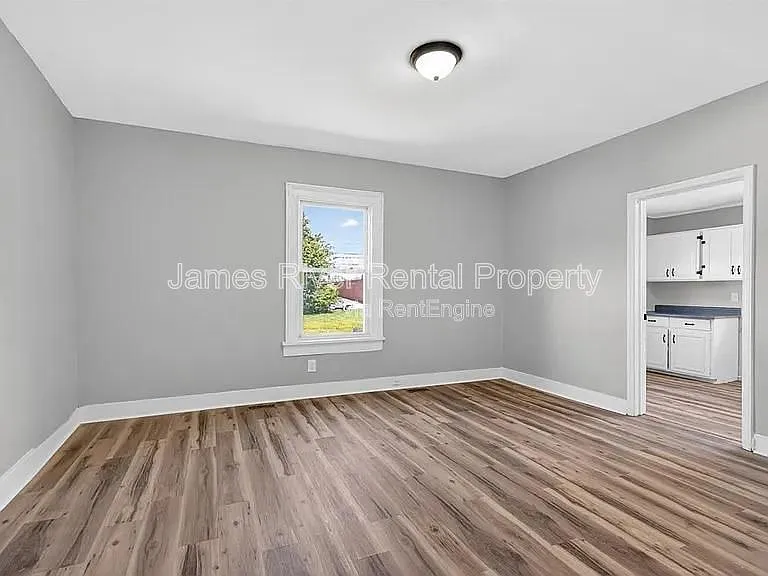 512 Polk St — Photo 7
