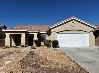 11748 Luna Rd, Victorville, CA 92392