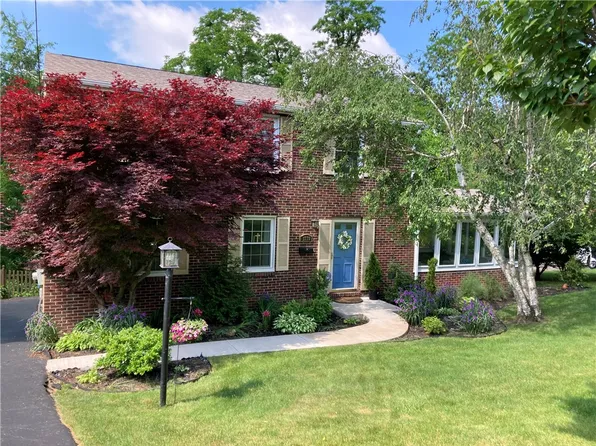 1770 Norsen Dr, Pittsburgh, PA 15243