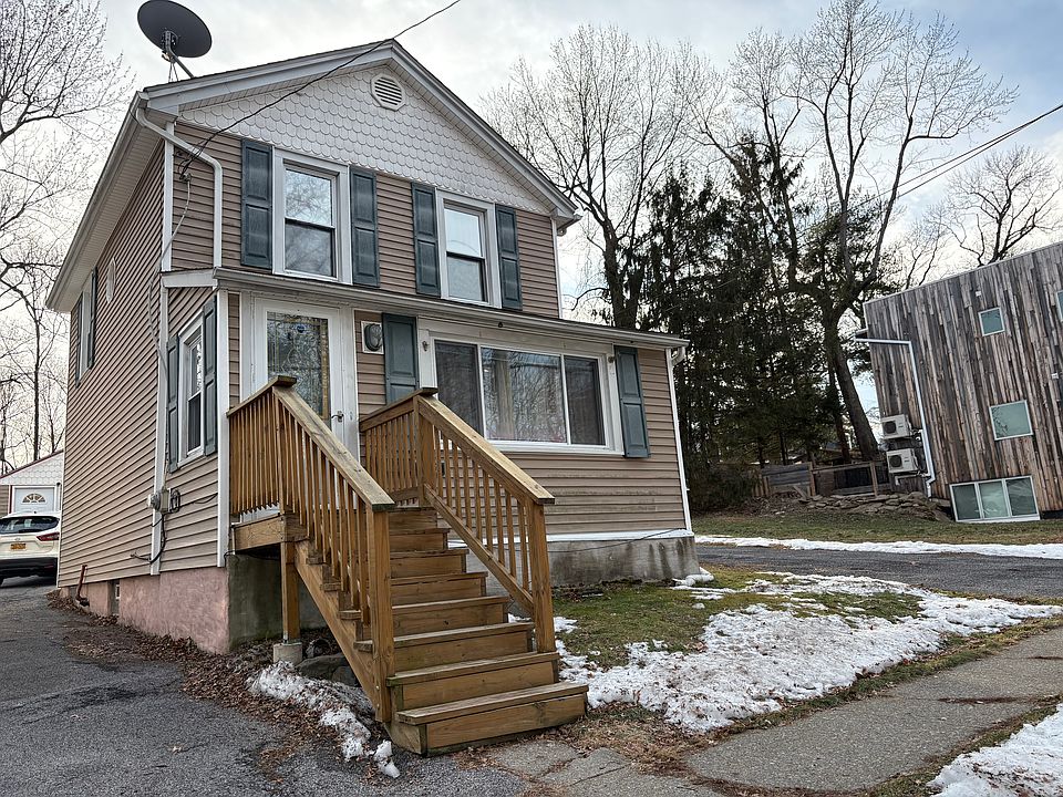1st image of 10 Glenwood Ave