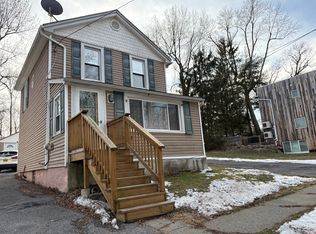 10 Glenwood Ave, Poughkeepsie, NY 12603