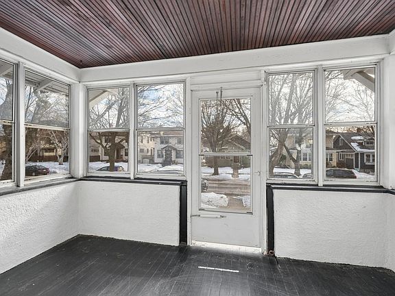 3rd image of 1981 Berkeley Ave