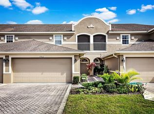 7462 Terrace River Dr, Temple Terrace, FL 33637