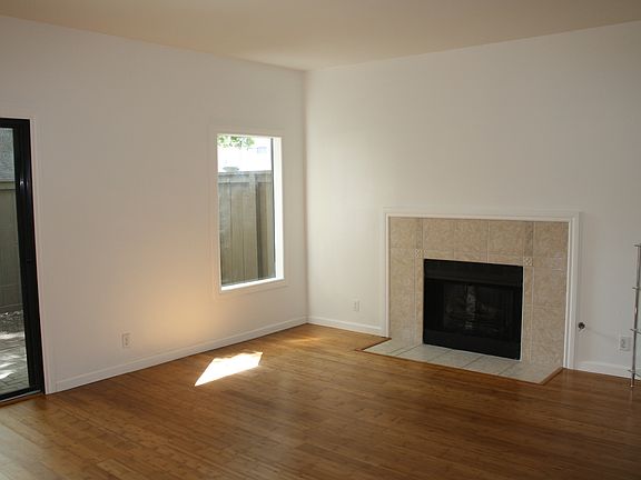 2nd image of 1843 Ashmeade Ct