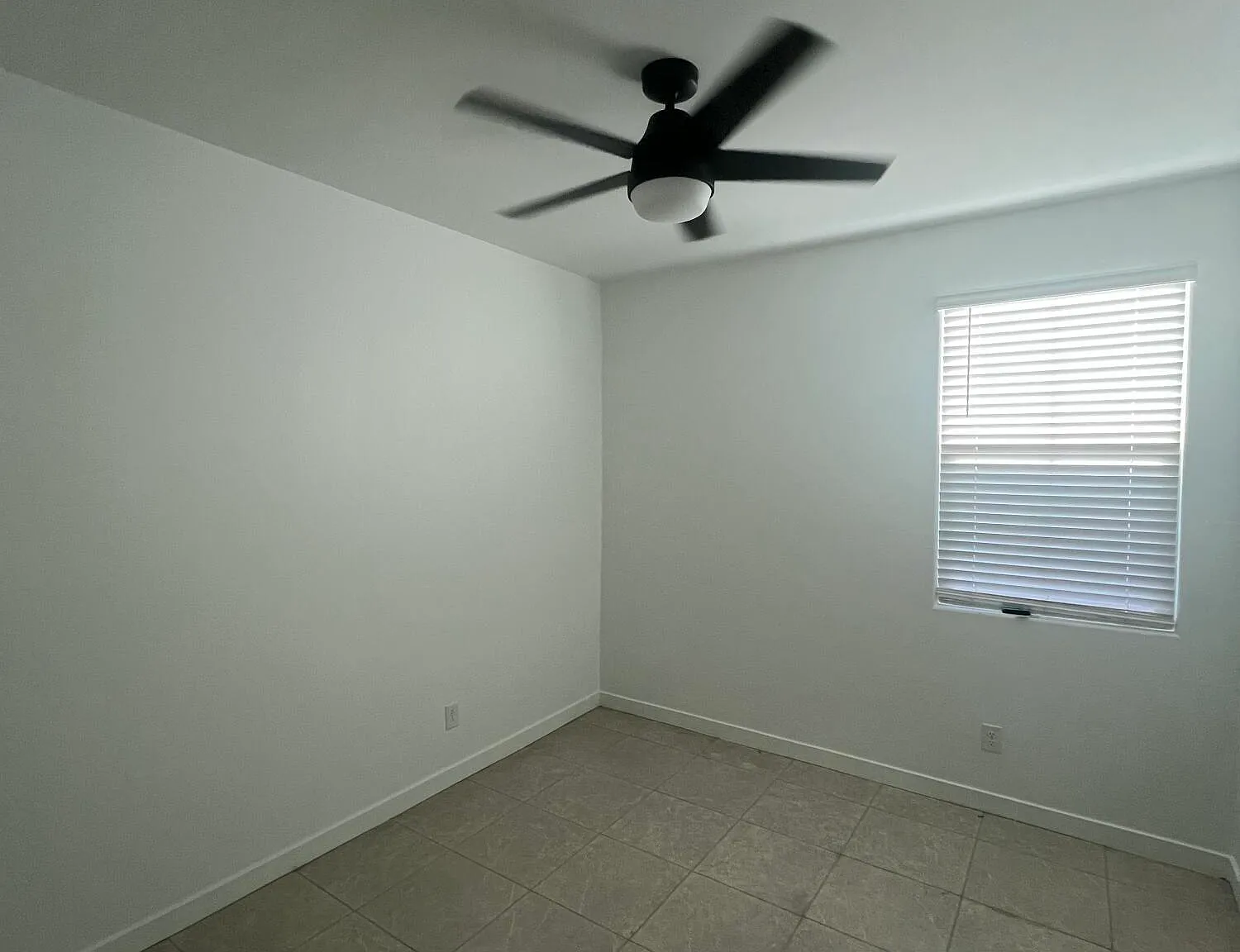 4 bed, 3.0 bath, 1954 sqft, $3,090 — Photo 1