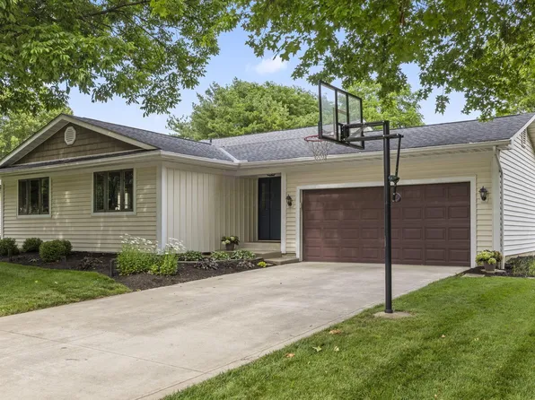 126 Spring Hollow Ln, Westerville, OH 43081
