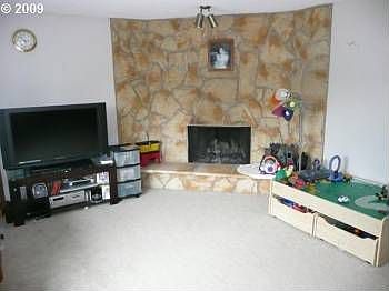 4th image of 8516 NE 30th Ave