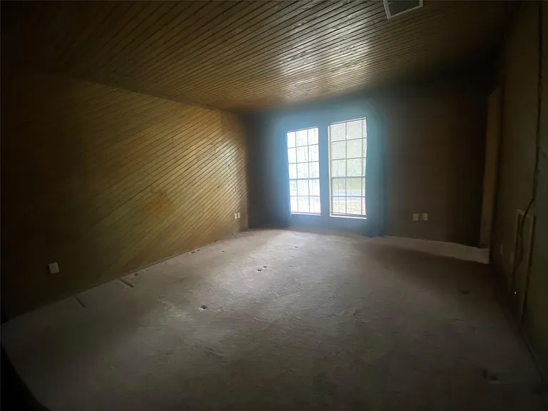 24605 Pools Creek Dr — Photo 13