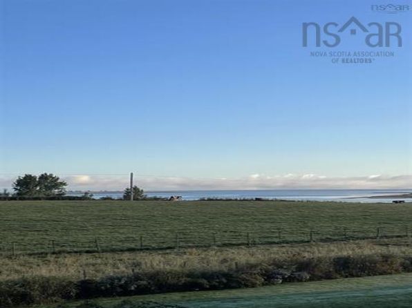 53 King St, Kings, NS B4P 2R3