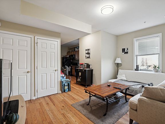 3rd image of 1611 N 17th St APT C