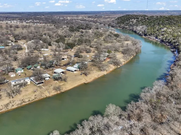 133 Chavez Trl, Weatherford, TX 76087