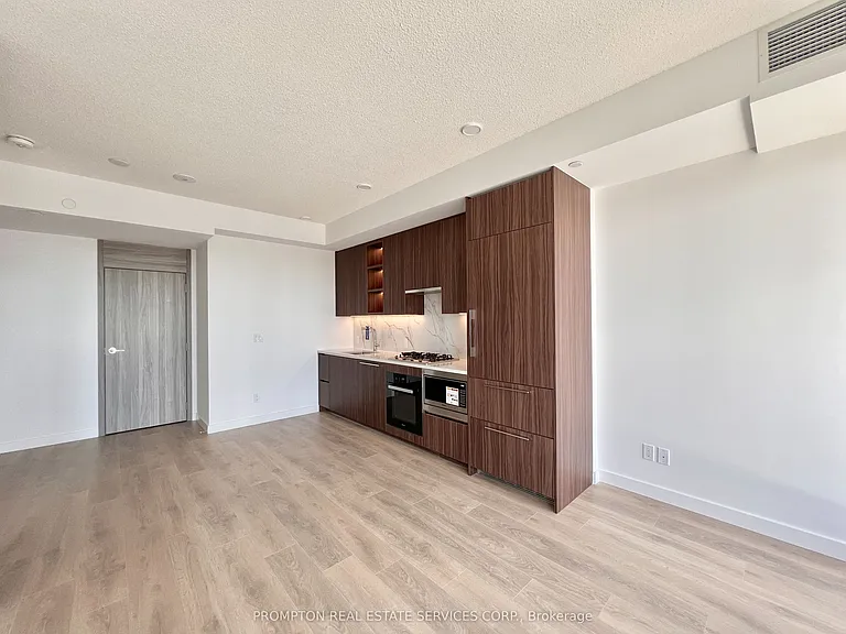68 Esther Shiner Blvd #2016 — Photo 13