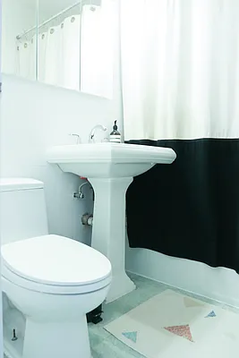 Rented by Ethan Blinder, LREB | media 27