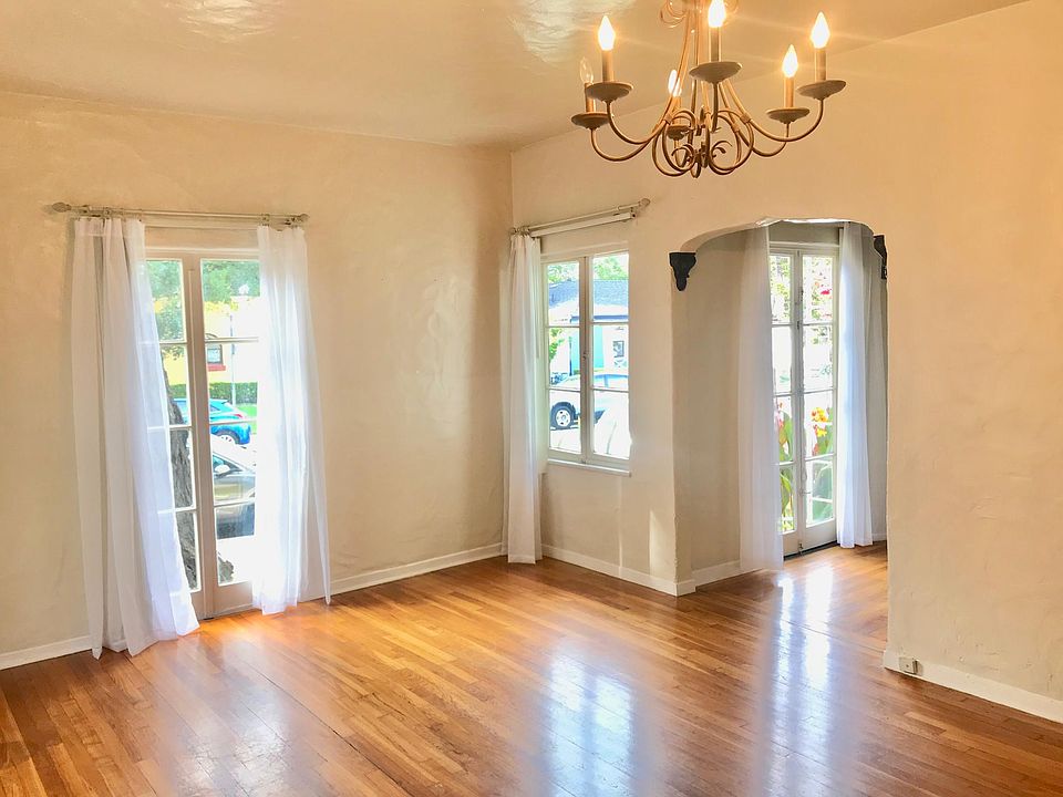 1st image of 15 Hawthorne Way APT 110