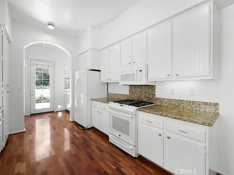 80 Winslow Ln — Photo 12