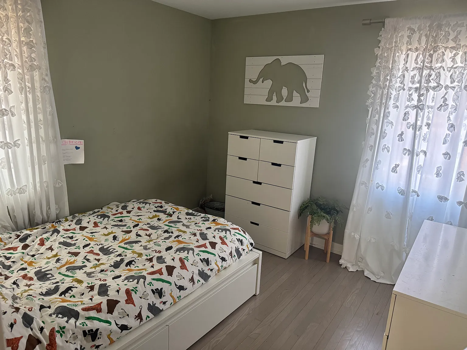 3 bed, 968 sqft, $4,000 — Photo 4