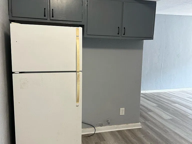 1921 Oxford Cir #2 — Photo 9