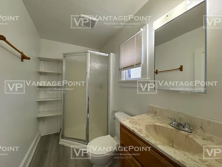836 11th Ave — Photo 12