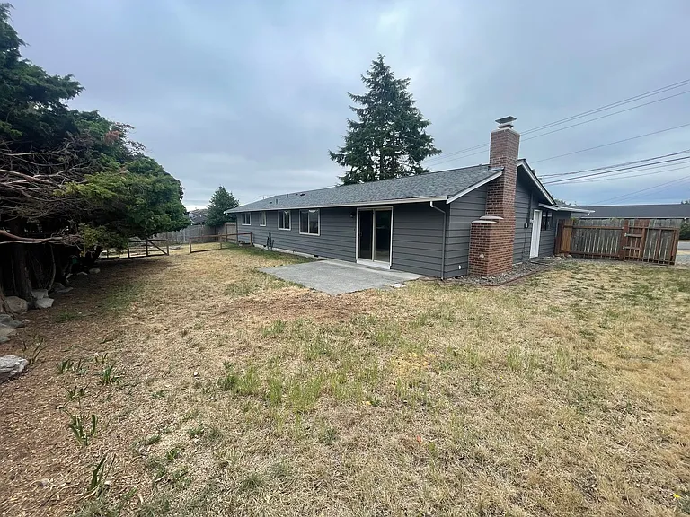580 SW 3rd Ave — Photo 15